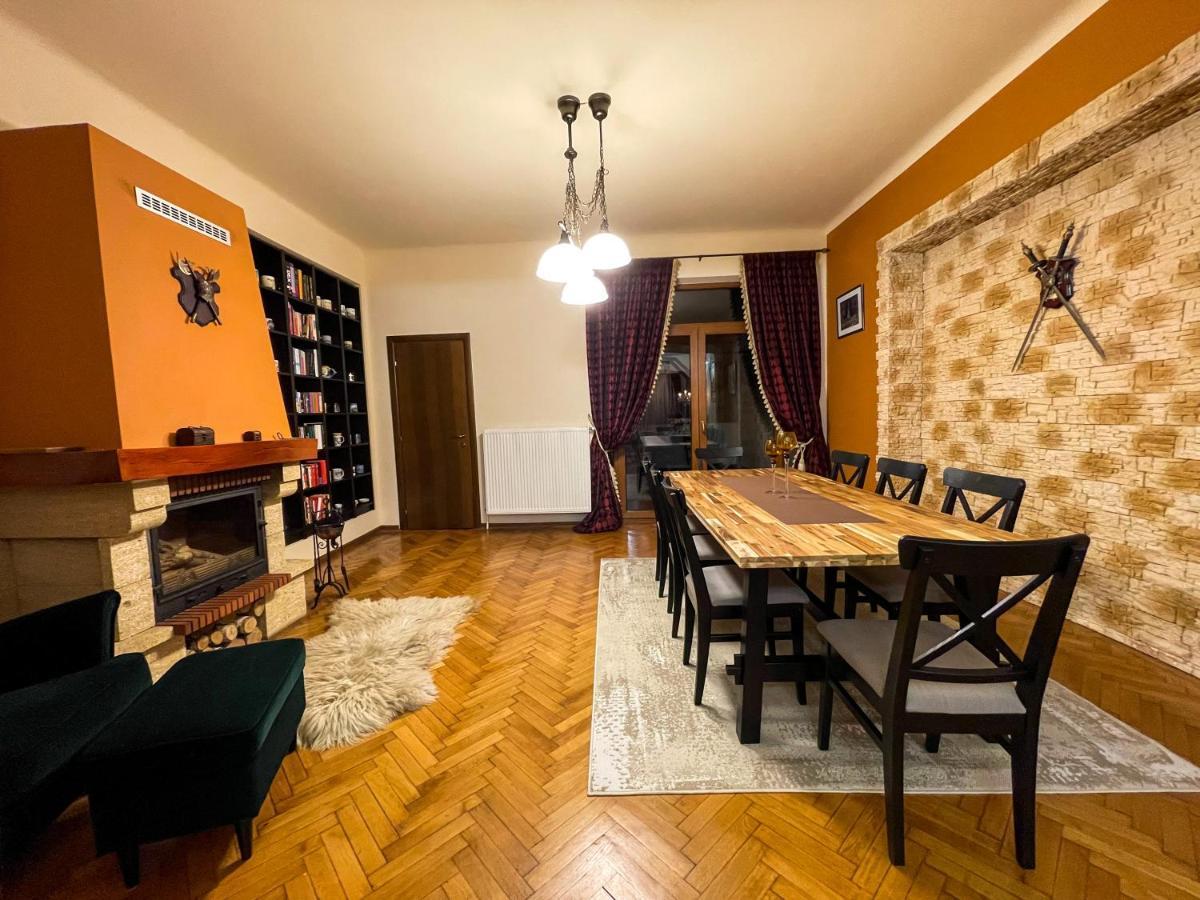 Central Apartment W/ Fire Place - Ground Floor Bucarest Extérieur photo